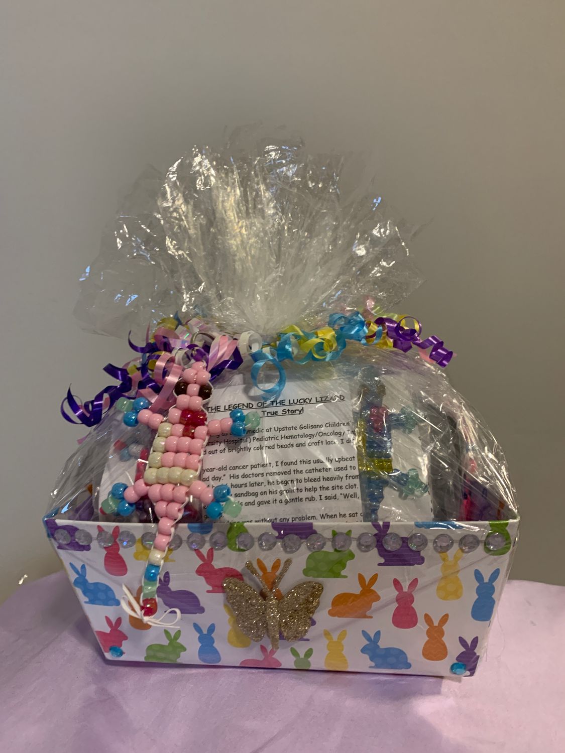 Lucky Lizard Send-A-Smile Project Basket - Love is Love Design