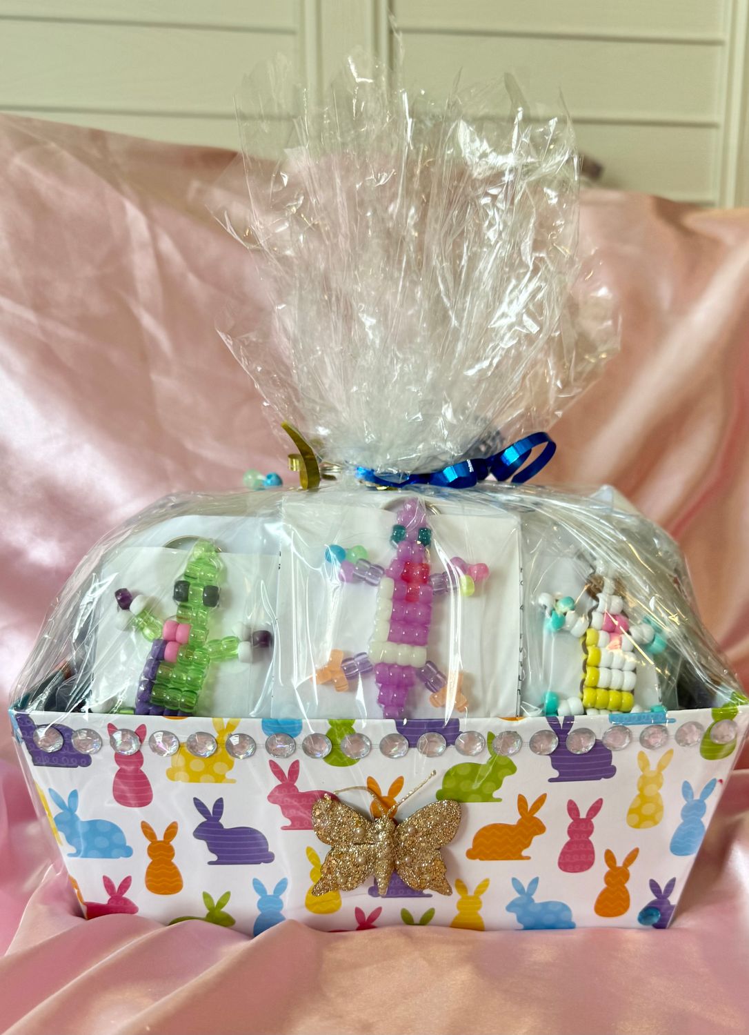 Lucky Lizard Send-a-Smile Basket - Love is Love Design