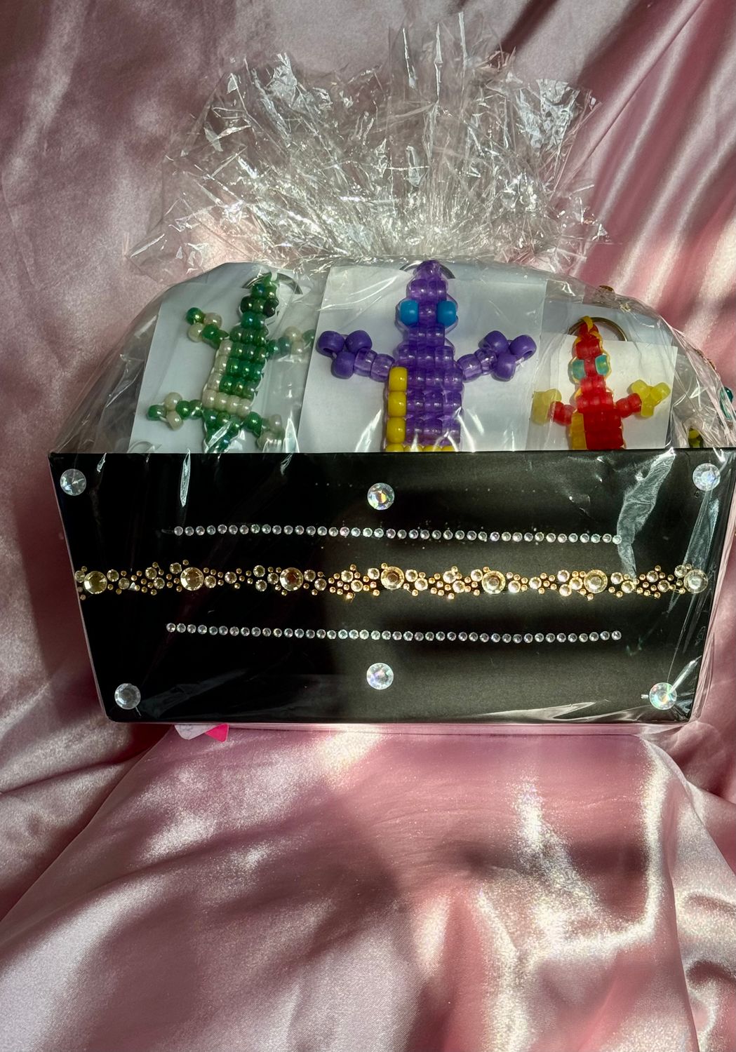 Lucky Lizard Send-A-Smile Basket - Lively Design