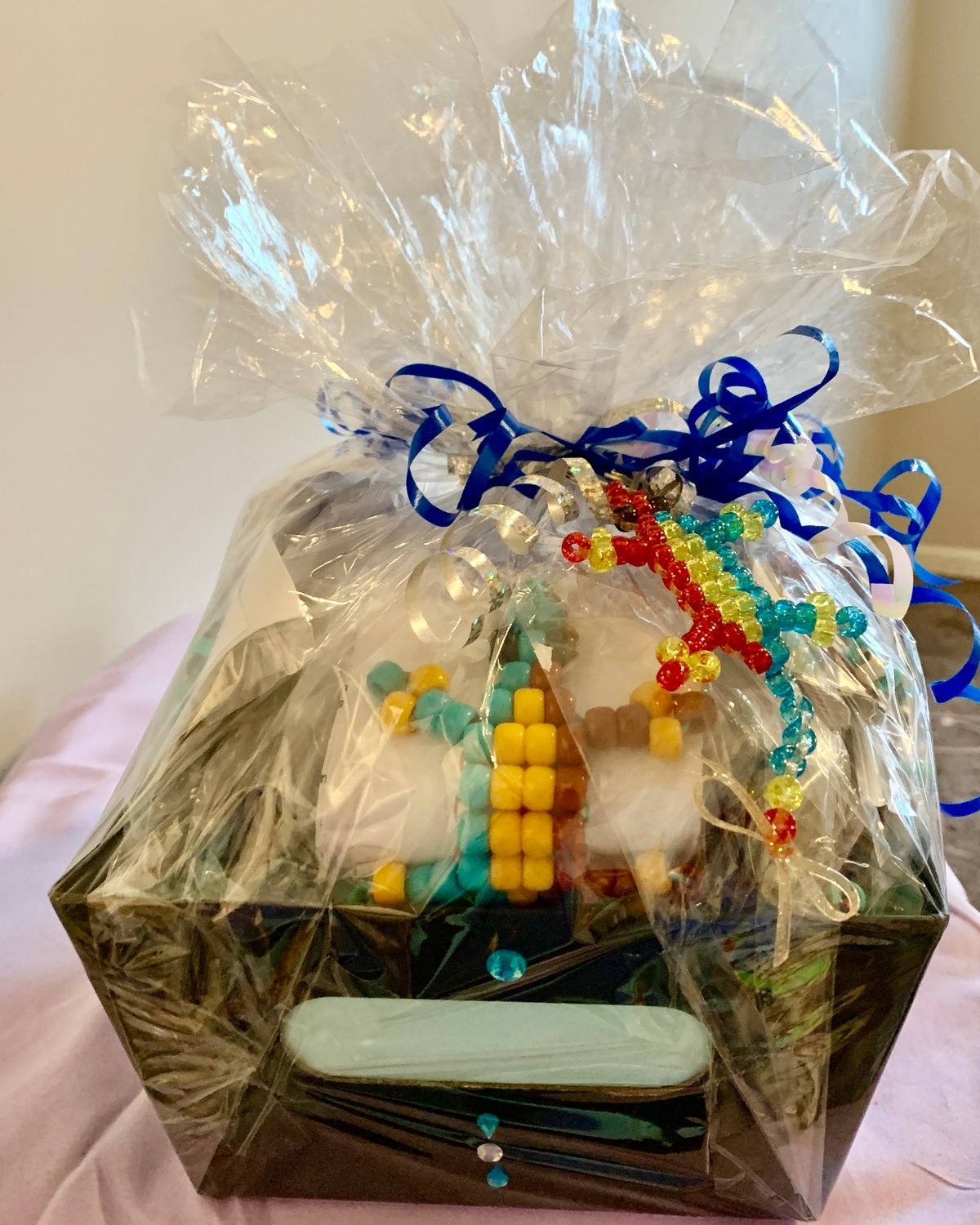 Lucky Lizard Send-A-Smile Basket - Equal Opportunity Design