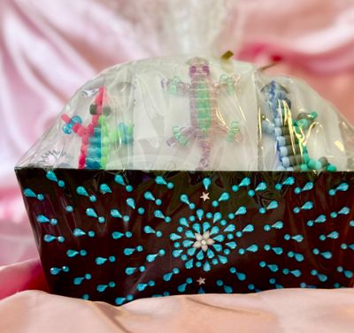 Lucky Lizard Send-A-Smile Basket - Equal Opportunity Design