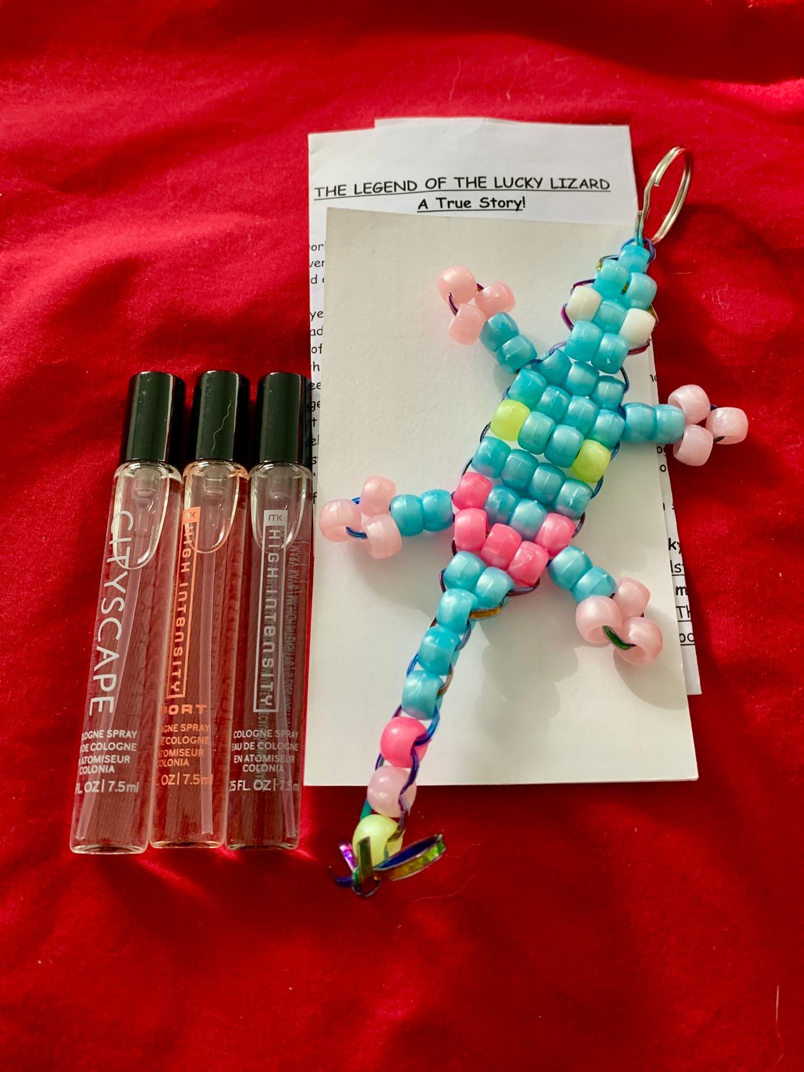 Lucky Lizard Send-A-Smile Gift Set Featuring Mary Kay Men's Fragrance Sampler