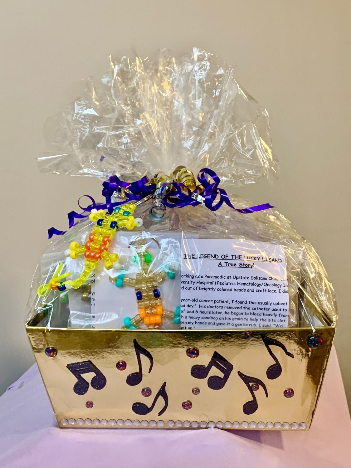 Lucky Lizard Send-A-Smile Basket- Smile Design