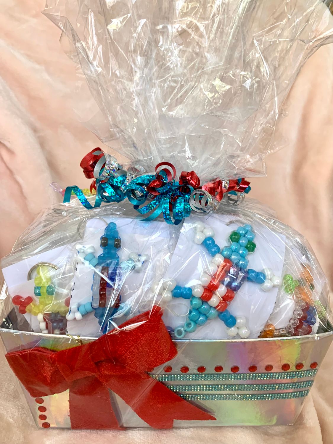 Lucky Lizard Send-A-Smile Basket - American Flag Design