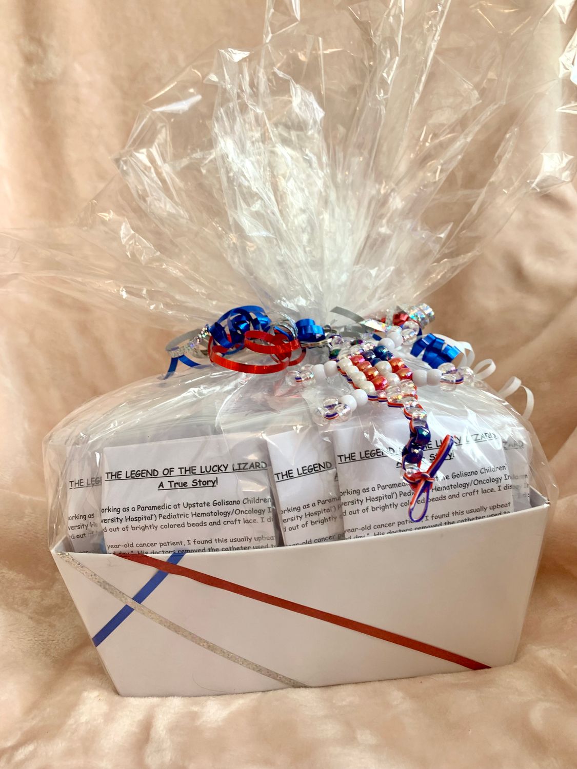 Lucky Lizard Send-A-Smile Basket - American Flag Design