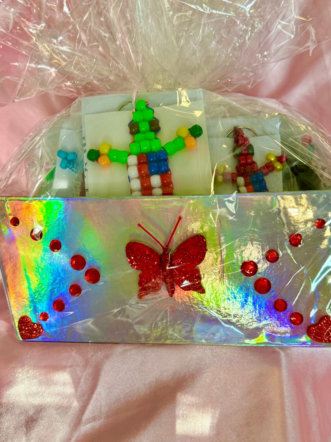 Lucky Lizard Send-A-Smile Basket - American Flag  Design