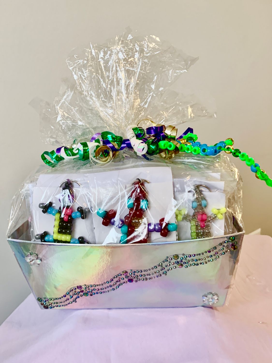 Lucky Lizard Send-A-Smile Project Basket - Love is Love Design