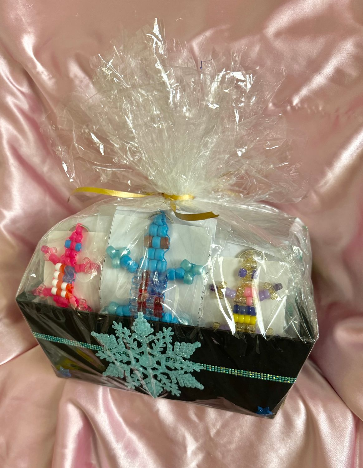 Lucky Lizard Send-a-Smile Basket - Allies &amp; American Flag Design