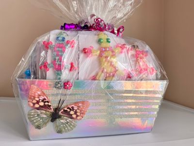 Lucky Lizard Send-A-Smile Project Basket - Seminar Superwoman Design