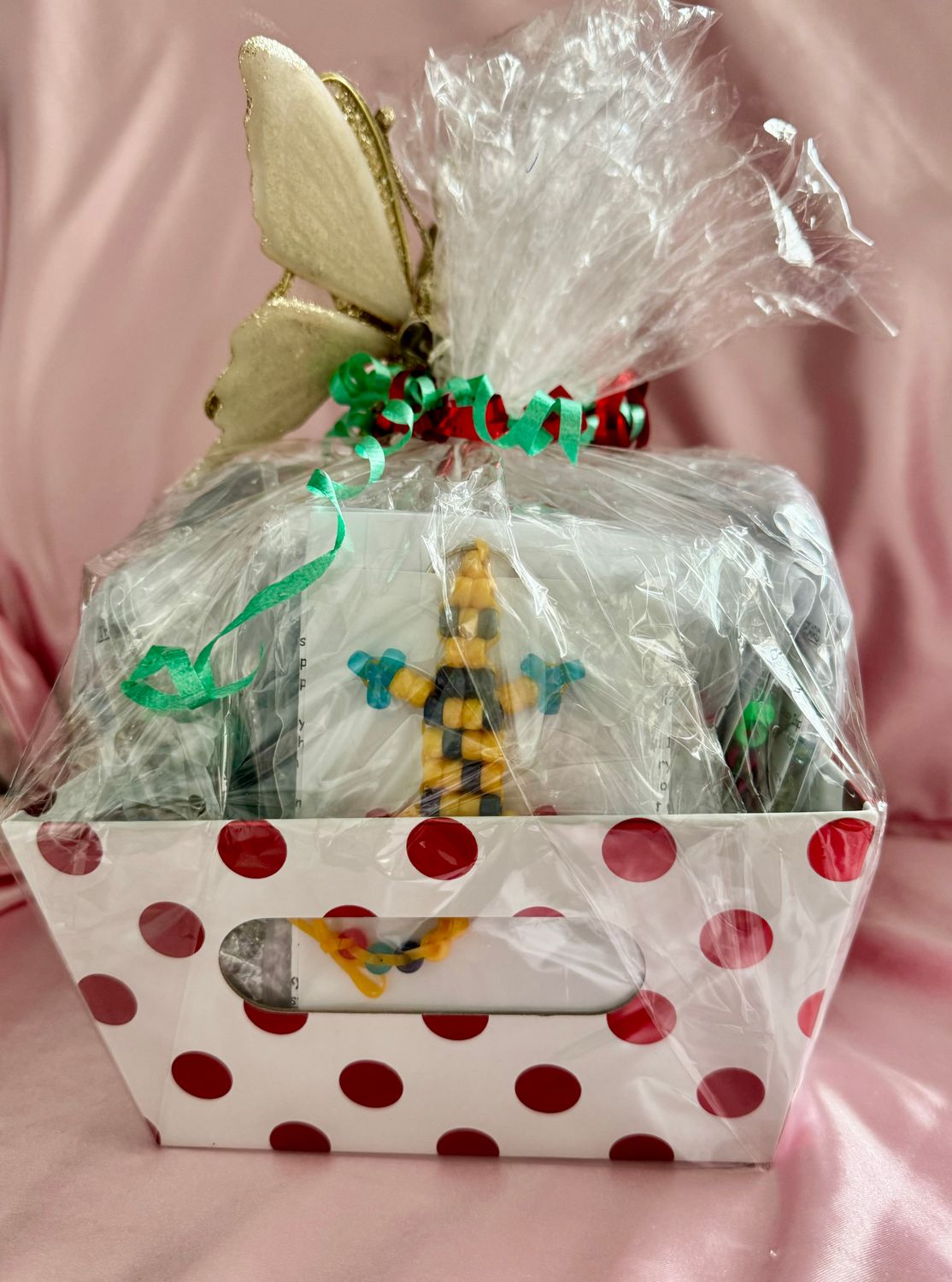 Lucky Lizard Send-A-Smile Project Basket - Superman Design