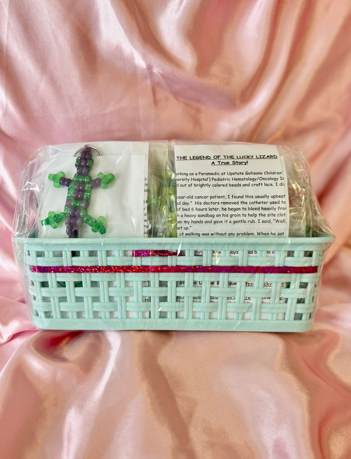 Lucky Lizard Send-A-Smile Project Basket - Green Awareness Ribbon Design
