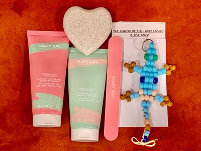 Lucky Lizard &quot;Emotion Lotion&quot; Pedicure Gift Set