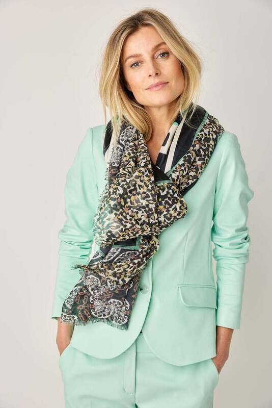 Summum Scarf  / 8s781 print