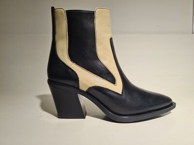 Swoodies Boot Leather / 251102 Black/ Creme