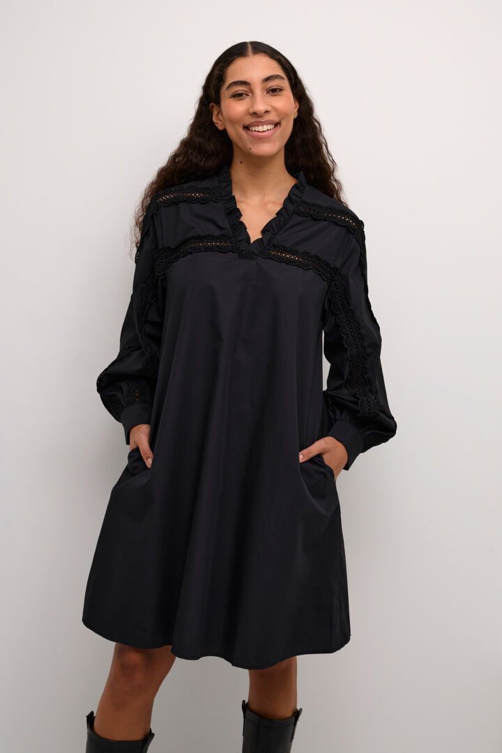 Culture DK Dress Romantic Lace details / 50110956 Black