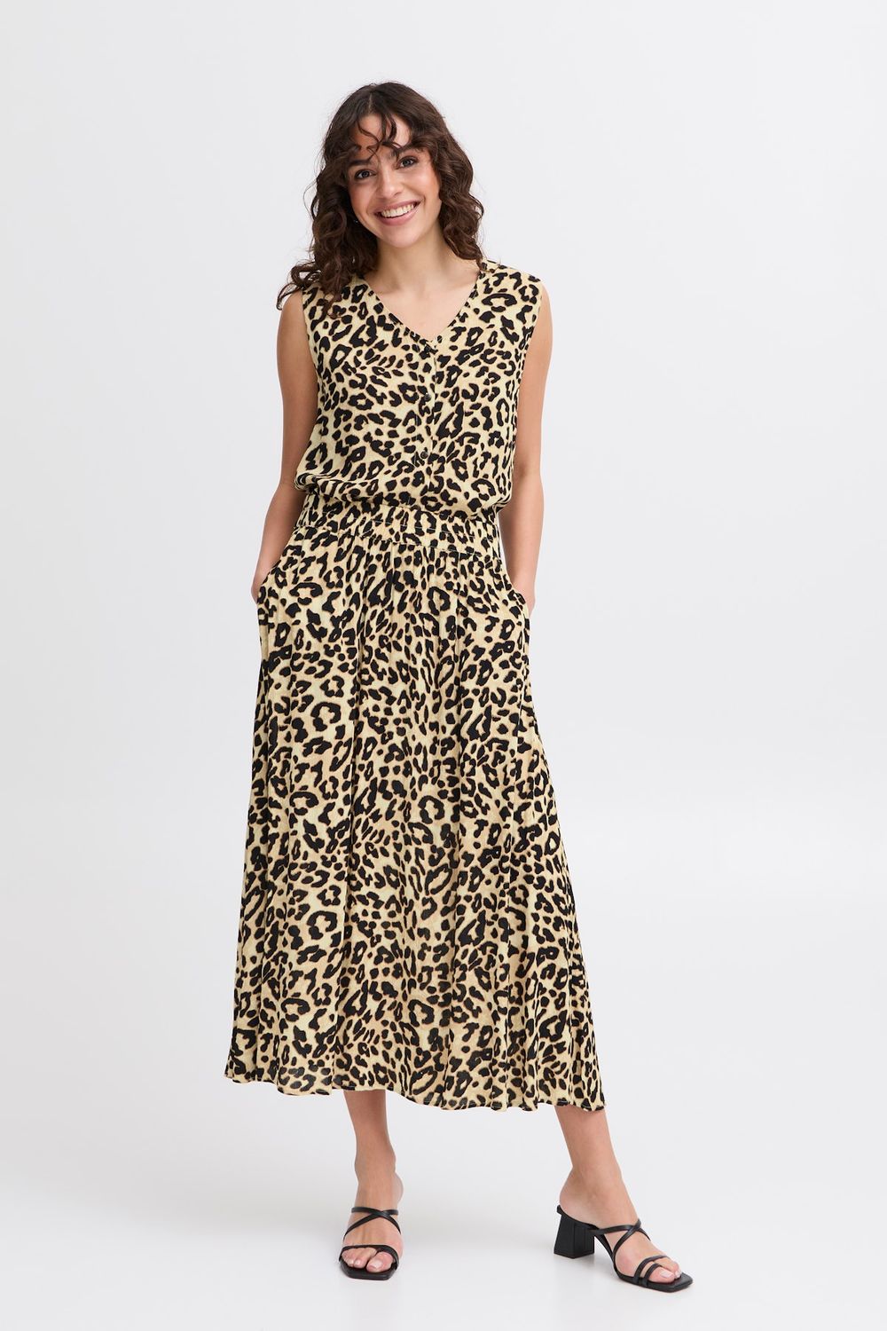 Fransa Top Viscose / 20615604 Brown leopard art
