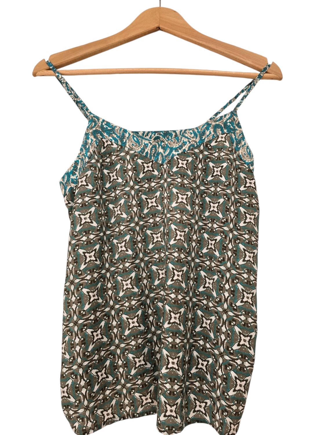 B.Young Top Singlet / 20816596 Sea Spray Ethnic Mix