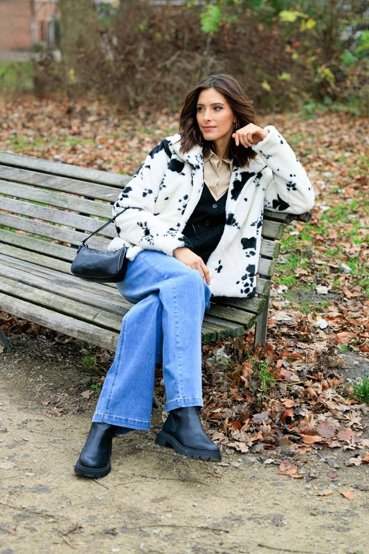 Ivy Beau Jacket Furry Esila / 4200558 Off White/Black Ivy Beau Jacket Furry Esila / 4200558 Off White/Black