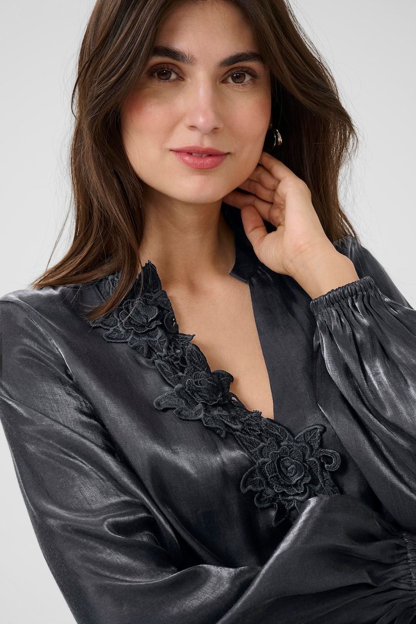 Culture DK Blouse Satinviscose / 50112097 Black