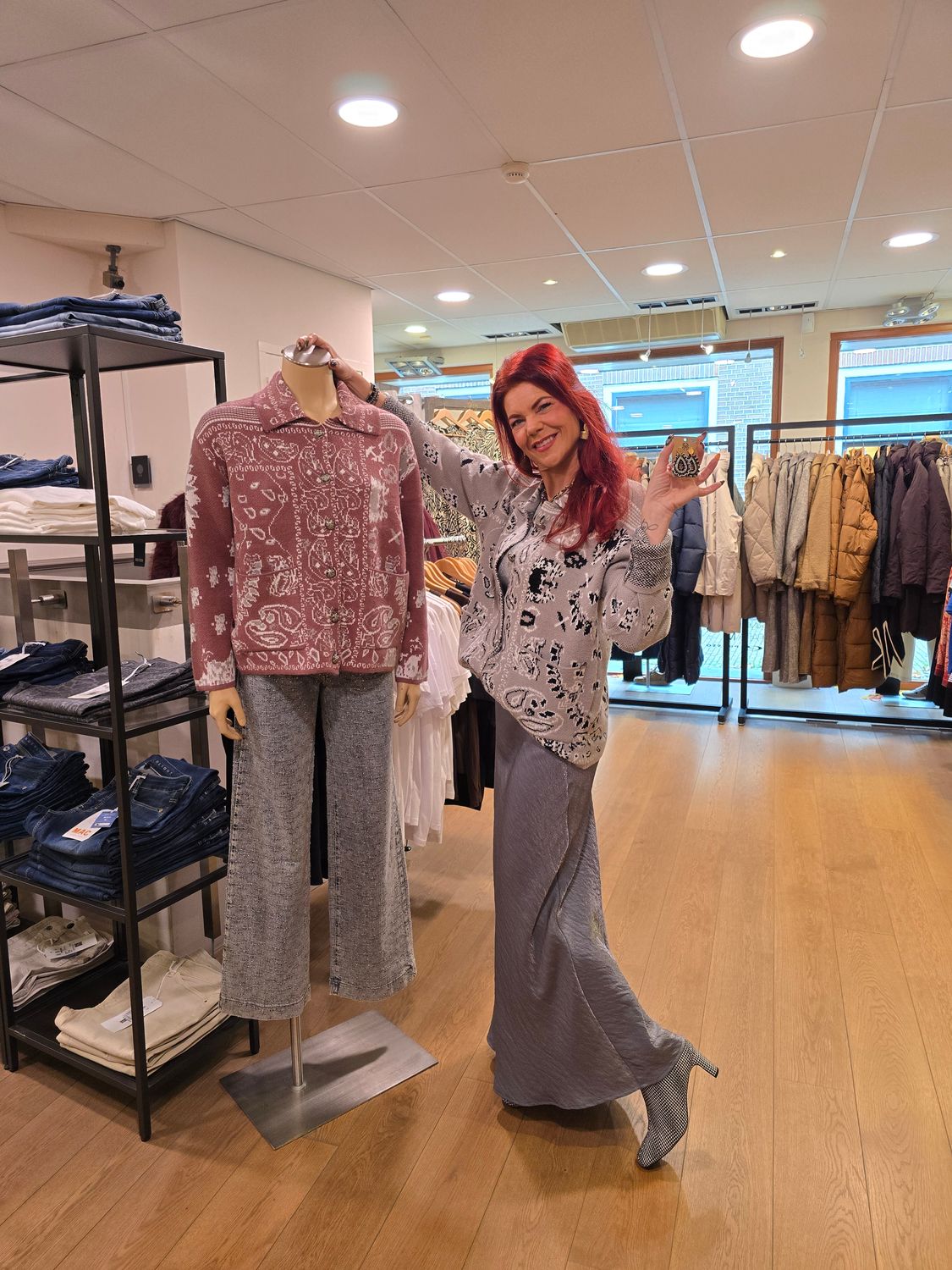 B.Young Cardigan Paisley geen afb / 20819047 ROAN ROUGE PAISLEY