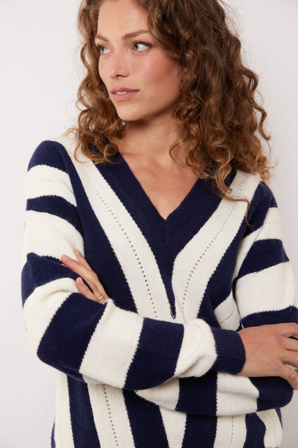 25NLG03 Eclipse/Offwhite