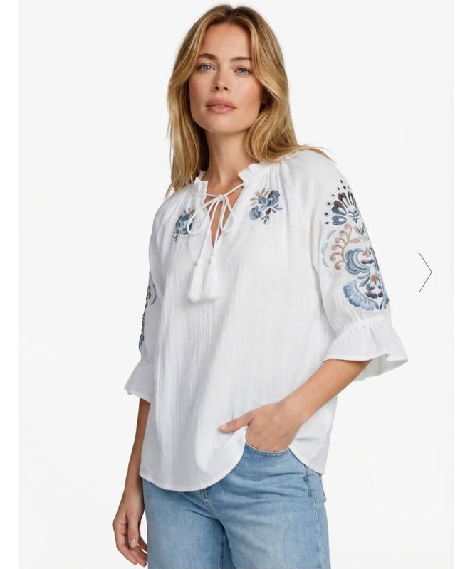 C&amp;S Top / 26ZFBC02 Offwhite/Cornflower Blue