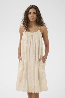 Culture DK Dress Midi Spagetti / 50113106 Whitecap