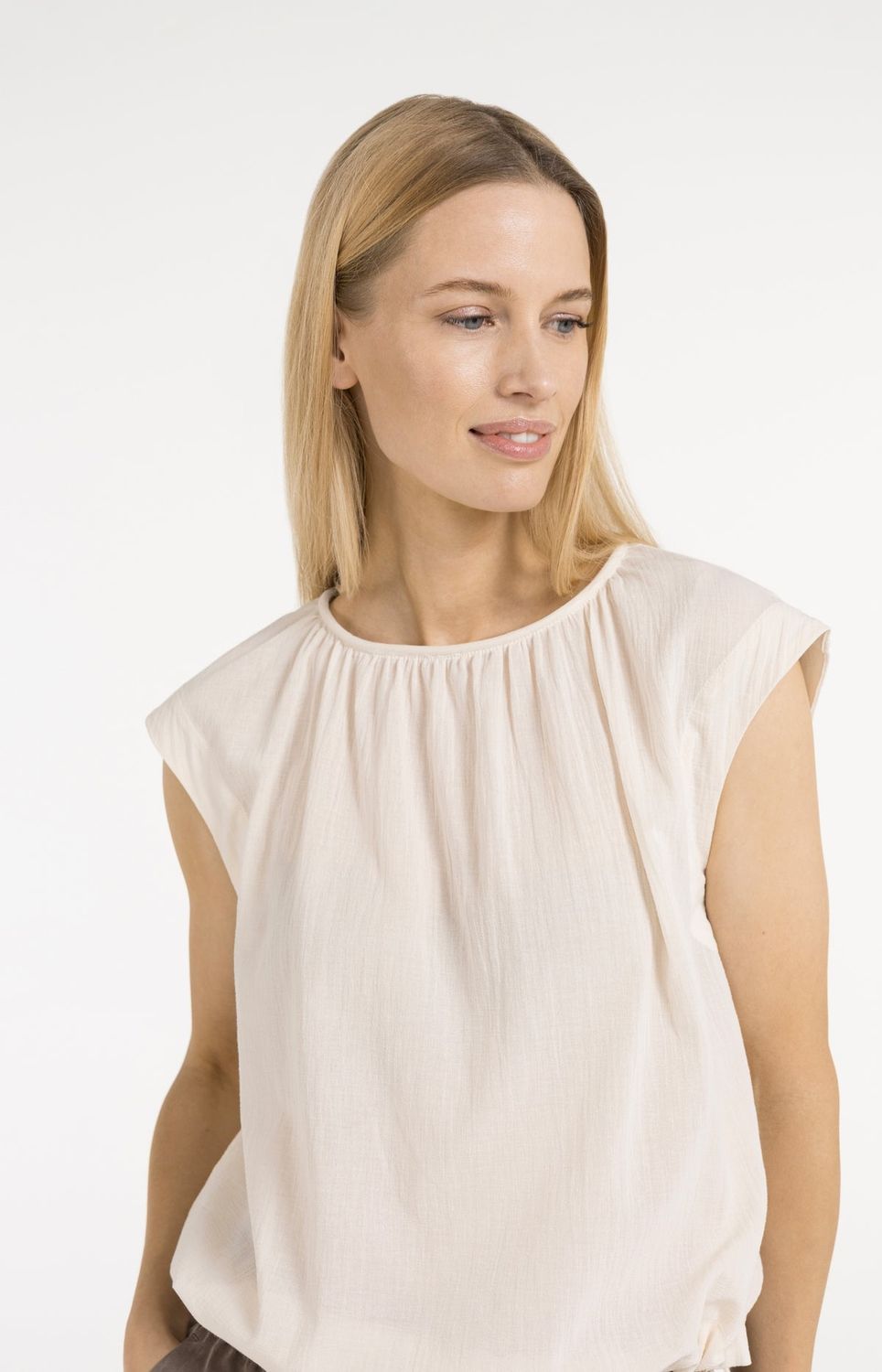 YAYA Top Sleeveless/ 01-701370-605 CLOUD CREME WHITE