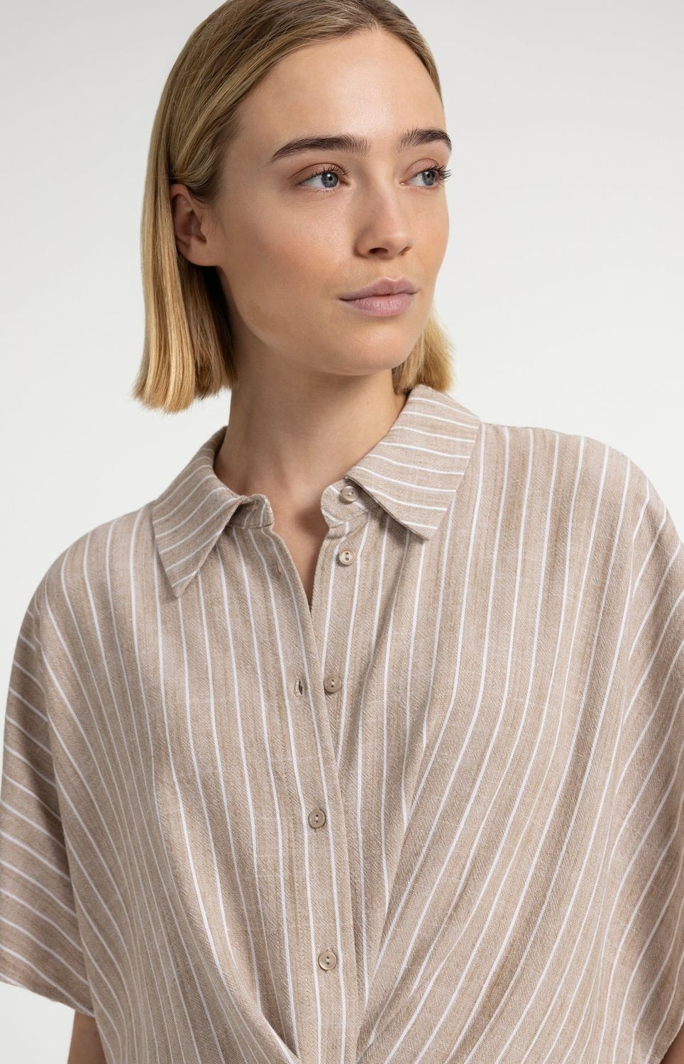 YAYA Blouse Striped Oversized / 01-201224-606 SAFARI BROWN DESSIN