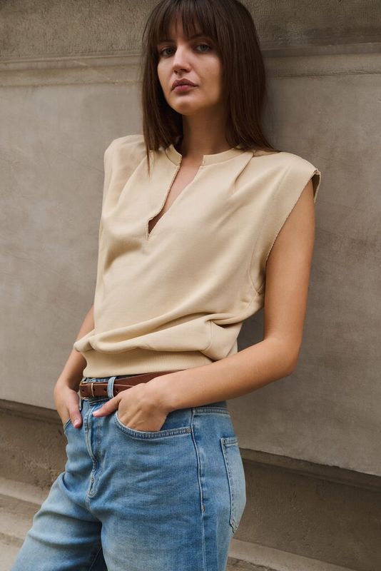 YAYA Sweater Sleeveless/ 01-109122-606 SEMOLINA BROWN