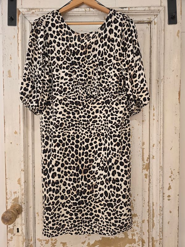 B.Young Dress Balloonsleeve Viscosemix/ 20814537 Black Leo Mix