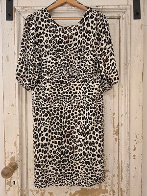 B.Young Dress Balloonsleeve Viscosemix/ 20814537 Black Leo Mix