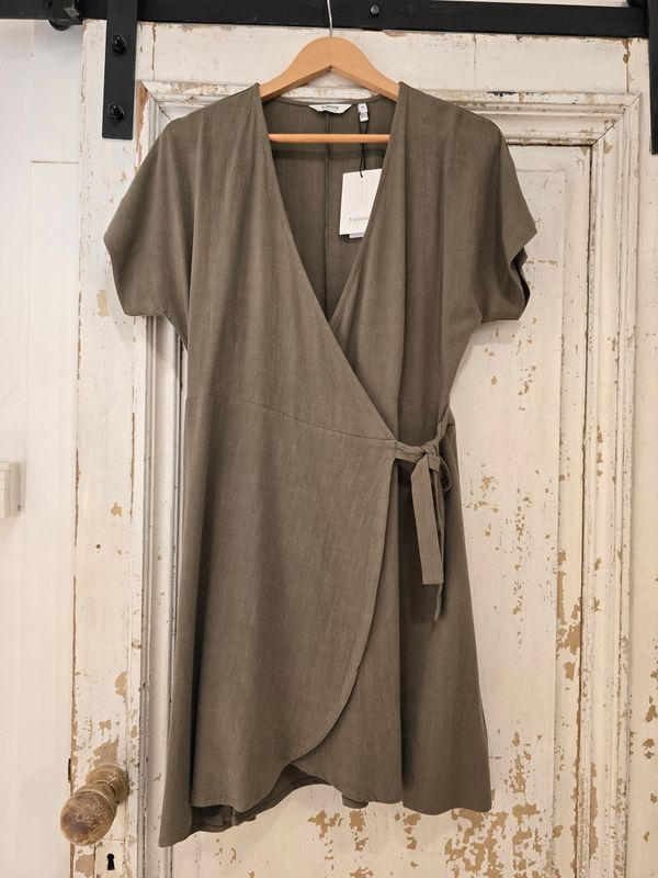 B.Young Dress Linenmix/ 20813129 Burnt Olive