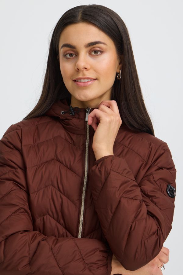 Fransa Jacket Padded Short / 20609336 Rum Raisin