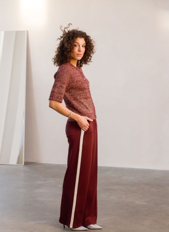0006455 Wine Red/Beige Cream
