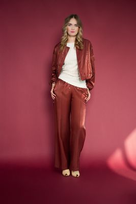 ICNK Jacket Silky Shine / ICNKFW26-P660-01 Brandy Brown