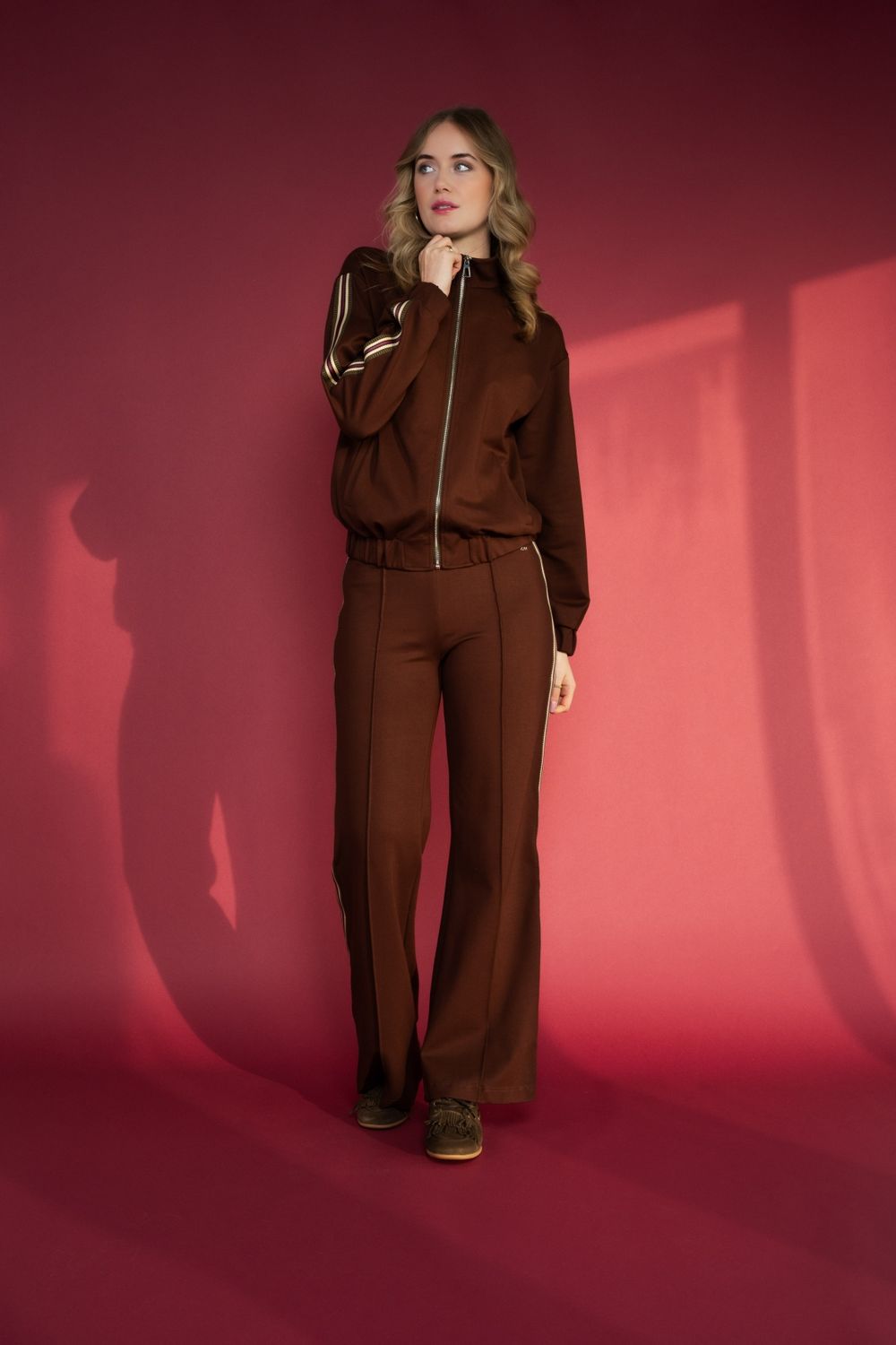 ICNKFW26-P692-02 Brown