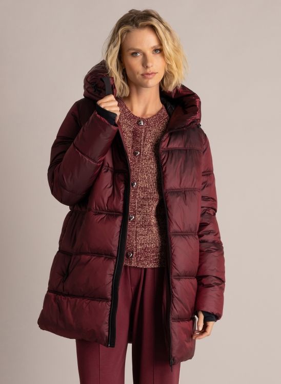 0006701 Wine Red