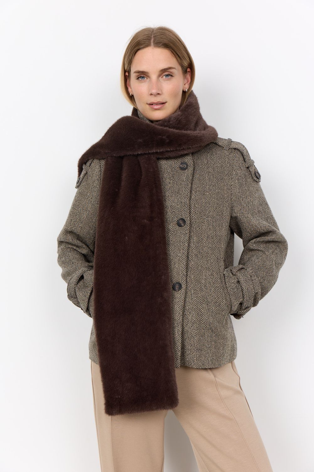 Soya Concept Scarf fluffy / 51443 8980 CHOCOLATE PLUM