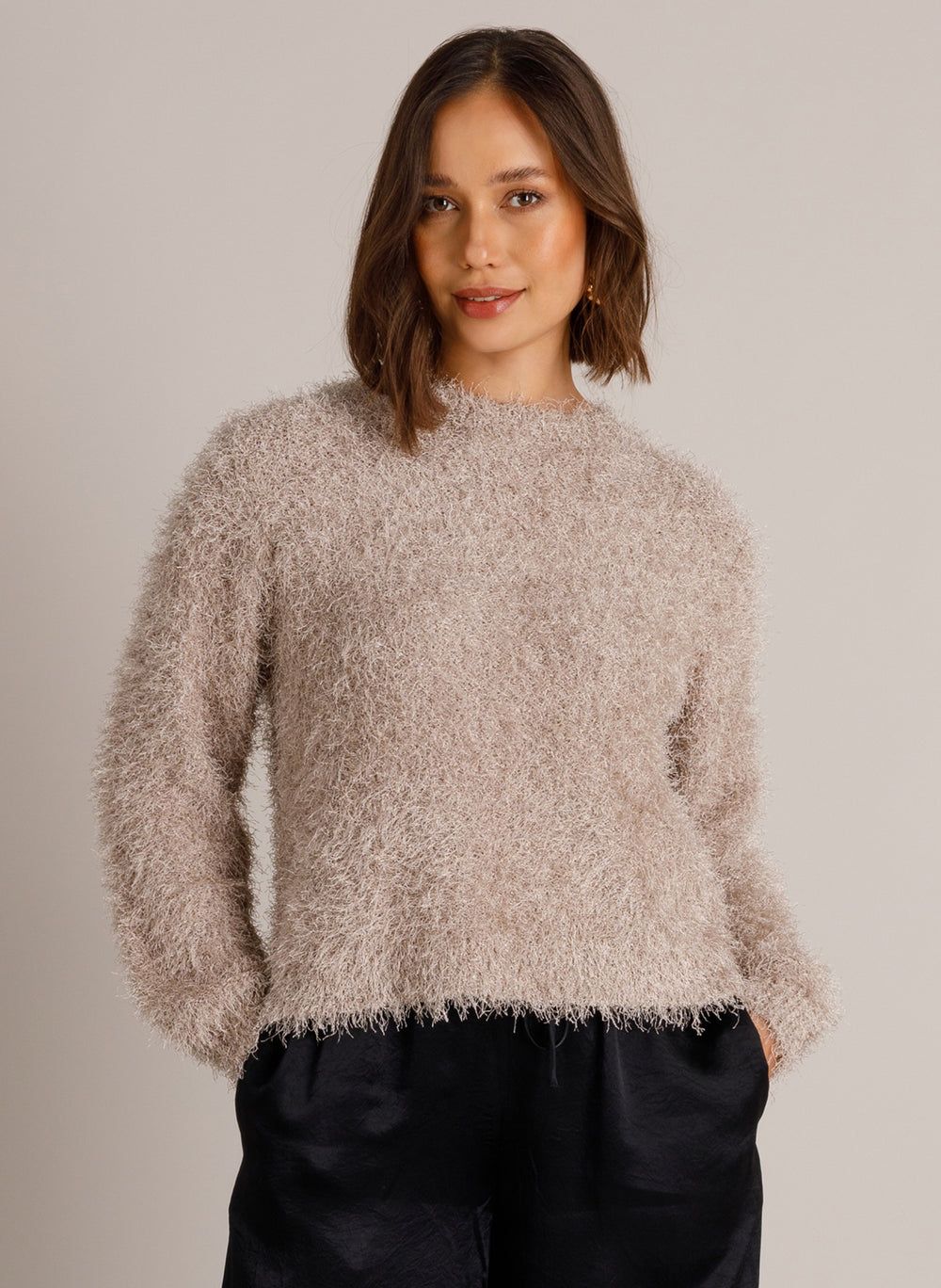 Yest Pullover Fluffy / 0006669 Pastel Grey