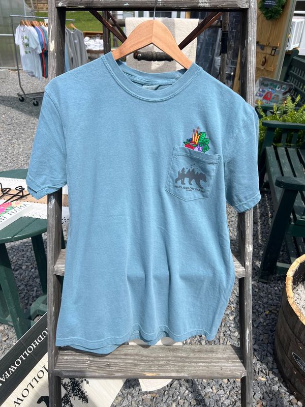 Mud Hollow Farm Pocket T Shirt
