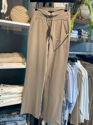 Mi Piace Broek Straight Taupe MP202089