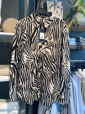 Mi Piace Blouse Zebra Print Black _ Kit MP60840ZAPT