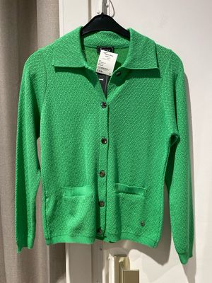 Leona Vest knoop lm uni Spring green Leona Amine