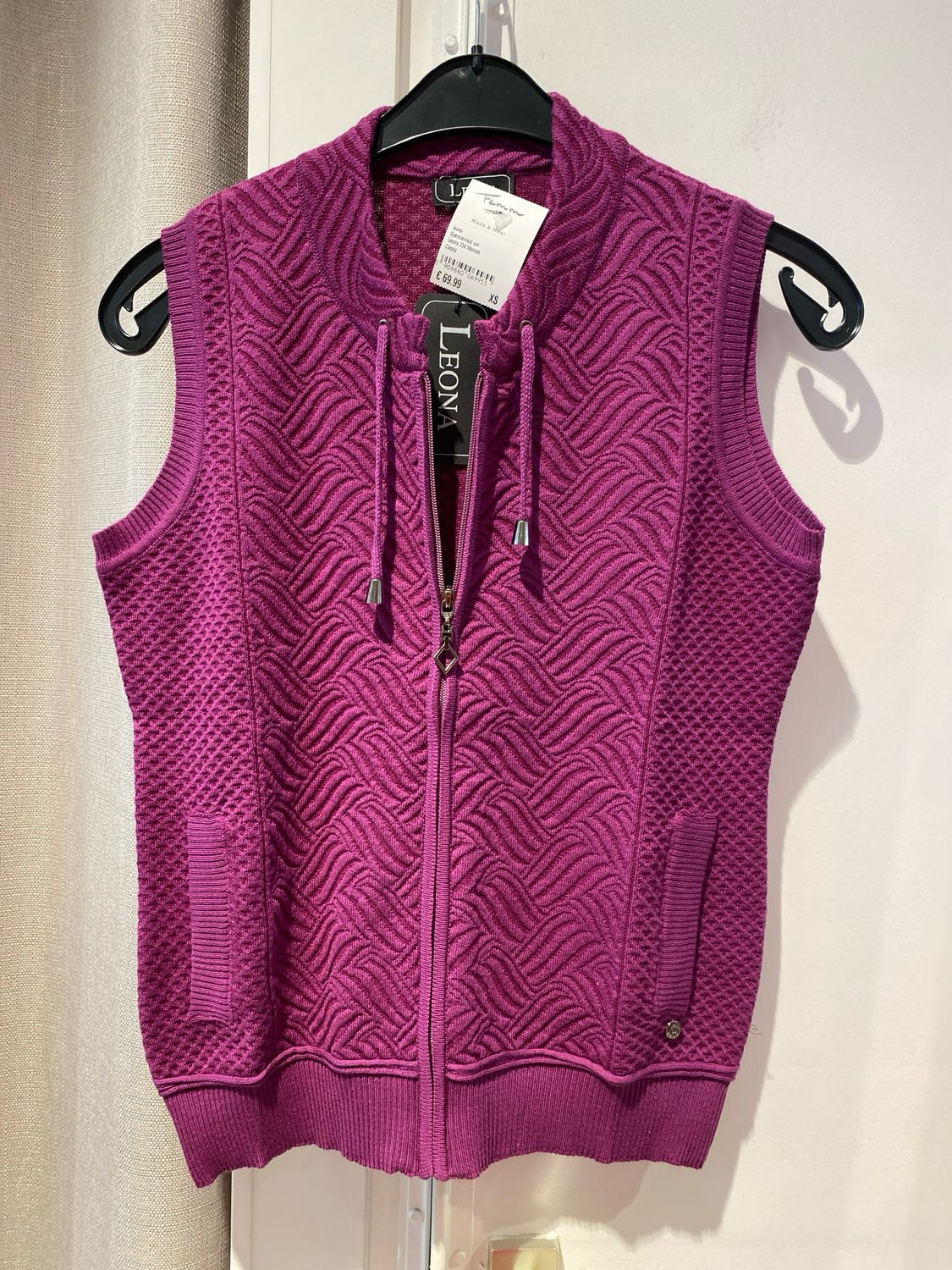 Leona Spencervest uni Cassis Leona 234 Moniek