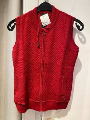 Leona Spencervest uni Kl.rood Leona 234 Moniek