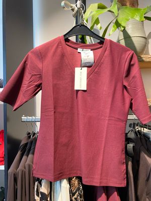 Fiori T-shirt V-hals 1/2 mouw Burgundy Fiori K20200108