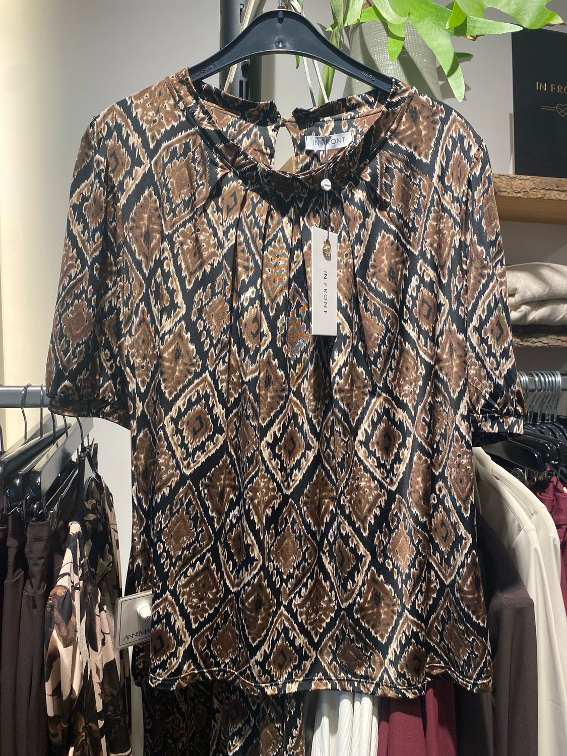 IN FRONT Grazia blouse 1/2 sleeves Brown 16879