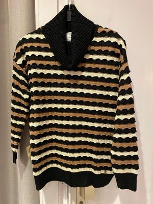 Leona Ds Pull dessin Hazel Leona Gonda