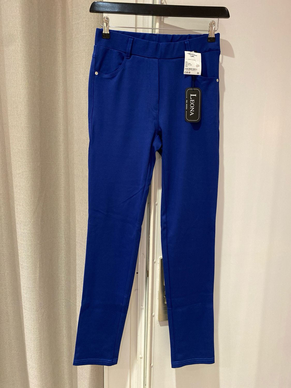 Leona 251.13.03 N-lengte Indigo Leona Doris